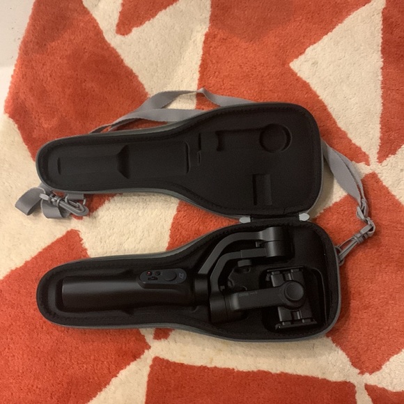 Zhiyun Smooth-Q 3-Axis Handheld Gimbal Stabilizer for Smartphone (black) - Picture 4 of 7